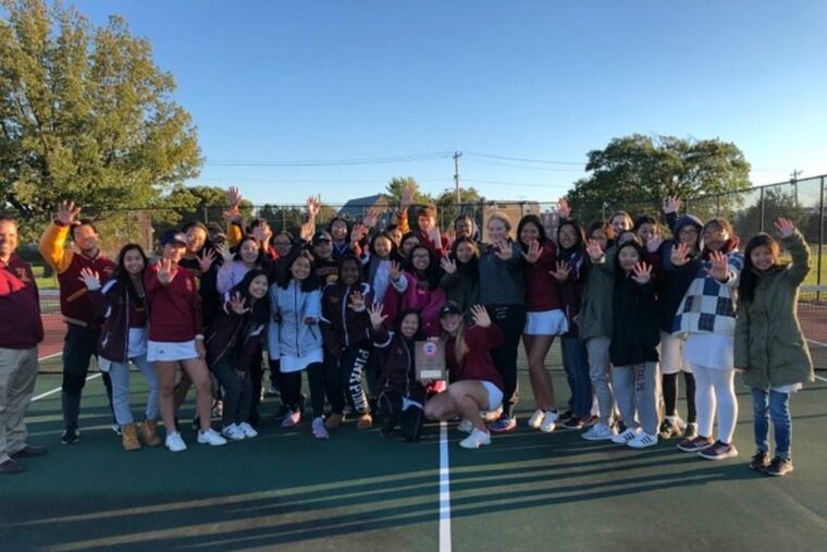 The Central girls' tennis team won its fifth consecutive district title on Thursday.
