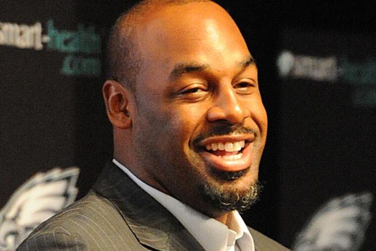 Former Eagles quarterback Donovan McNabb. (Clem Murray/Staff Photographer)