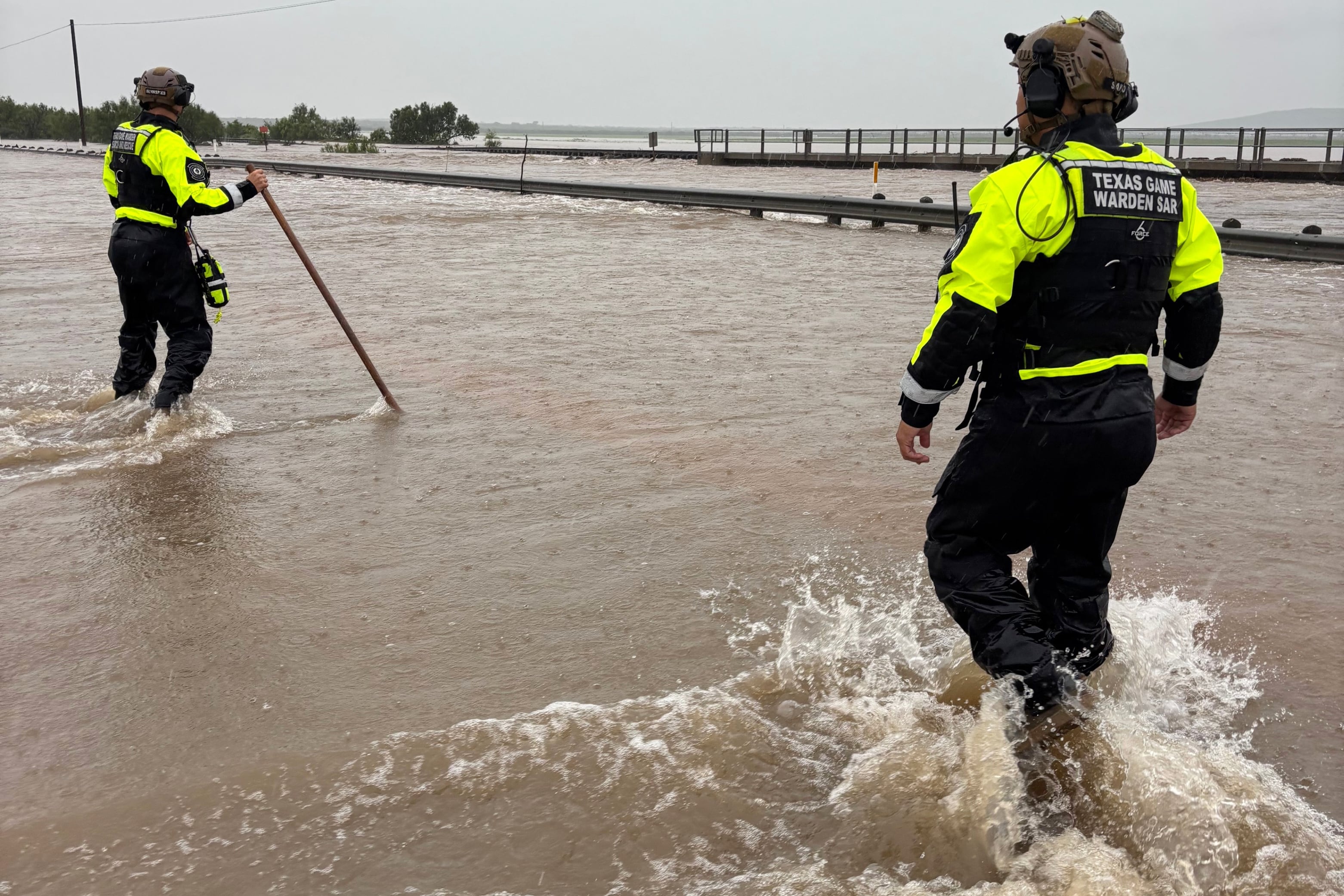 Heavy rains keep drenching South Texas, tornado reported in San Antonio