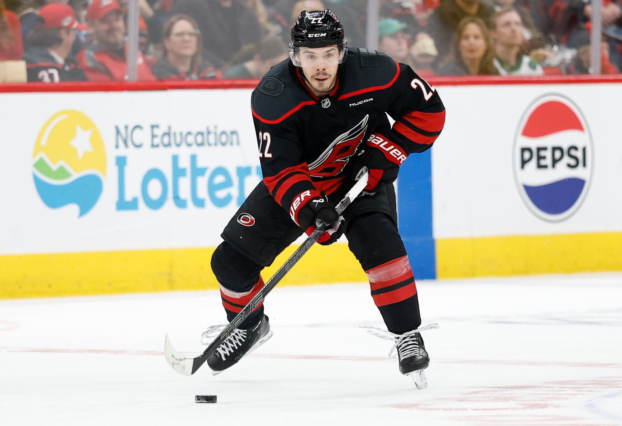 Hurricanes' Second Line Fuels 3-0 Game 1 Win Over Flyers, Extending Perfect Playoff Start — image 2