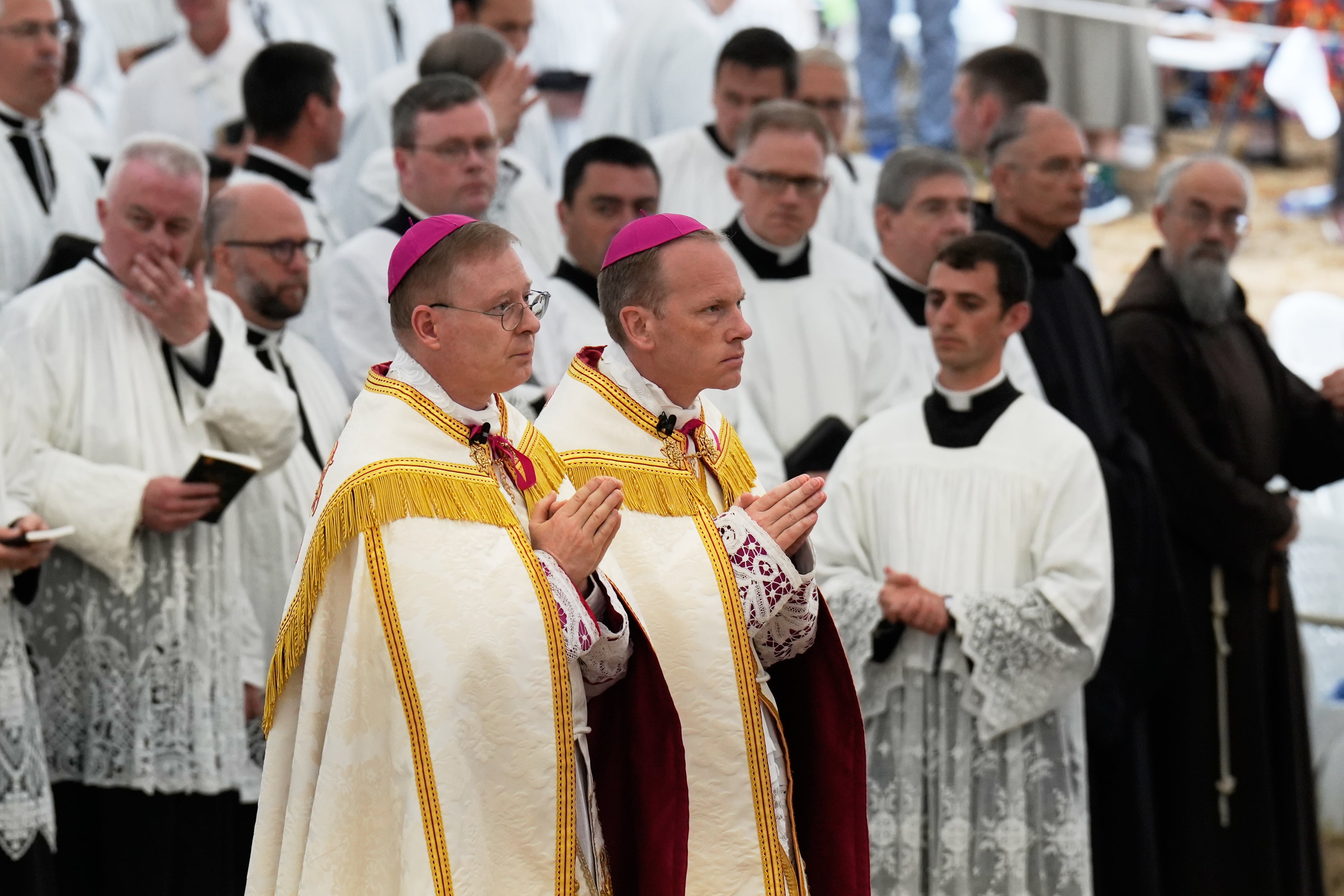 Defying Pope Leo XIV and risking schism, traditionalists go ahead with Latin Mass consecrations