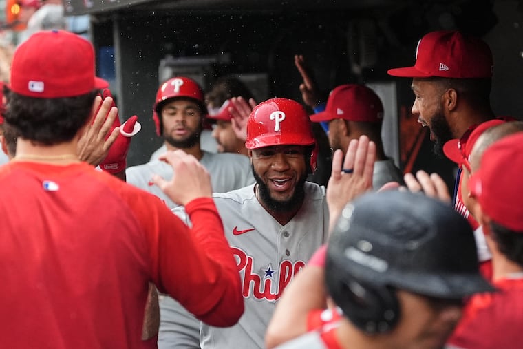 Bryan de la Cruz recorded three RBIs during Sunday's win over the Orioles.
