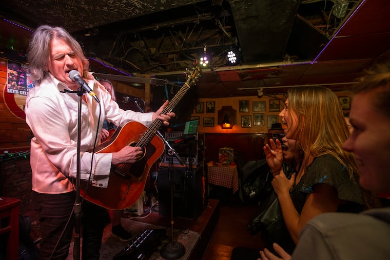 Philadelphia music legend Kenn Kweder at Smokey Joe's in 2022. With Jon Houlon, he's the organizer of the Bob Dylan Birthday Bash at Ardmore Music Hall on Wednesday.
