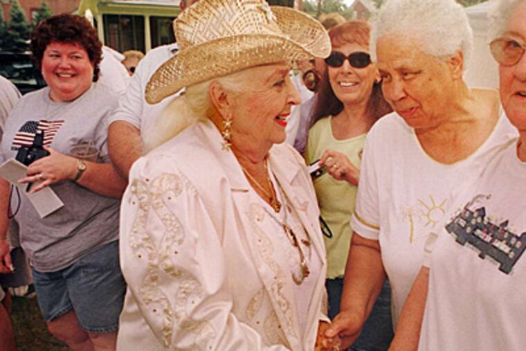 Sally Starr loved meeting her fans, who were also like family to her, as here, in 2000, when she met up with oldtime friend Louise Mitchell.