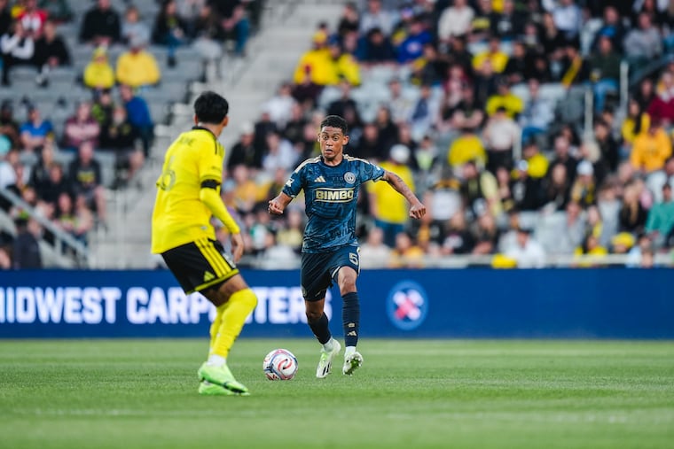 Japhet Sery Larsen (right) and the Union went scoreless Saturday in a loss to the Columbus Crew.