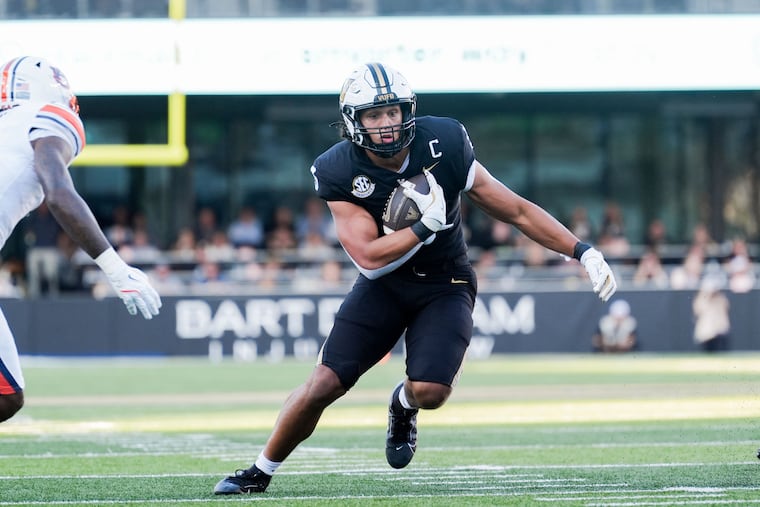 Vanderbilt tight end Eli Stowers projects as a critical weapon in a new-look Eagles passing game.