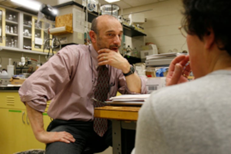 Preti counsels a patient concerned about her breath odor. He reassured her that her problem was minor. He has seen other cases he can't resolve.