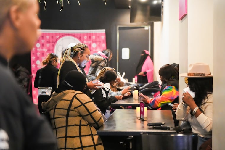 The lunchtime crowd at Chubby Chicks 1111 on Feb. 20, 2025.