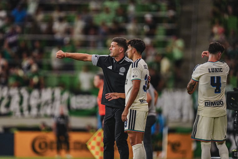 Ryan Richter (left) giving Quinn Sullivan some instructions during the Union's 1-1 tie at Austin FC on Saturday.