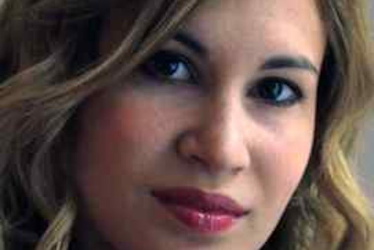 Robyn Schneider says authors need "a range of online stuff."