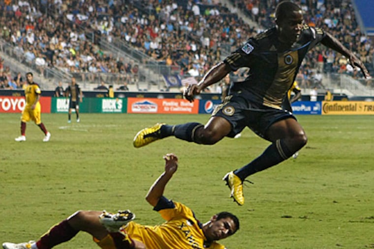 Danny Mwanga suffered a shoulder injury in the first minute of Saturday's Union game. (Ron Cortes/Staff file photo)