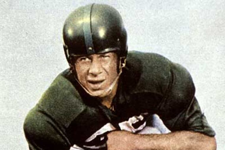 Eagles great Pete Pihos was one of several players who suffered later in life from head injuries. (AP file photo)