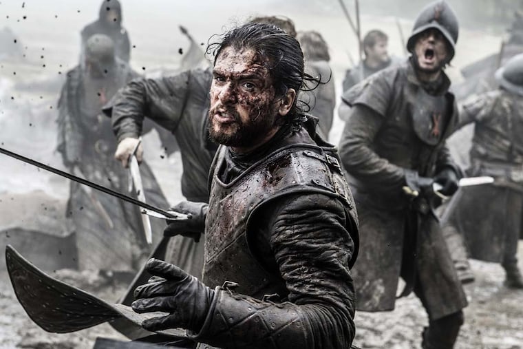 Kit Harington portrays Jon Snow in a scene from "Game of Thrones." (Helen Sloan/HBO vía AP)