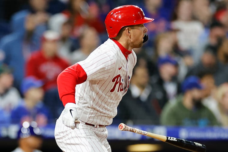 Rhys Hoskins' bid for a walkoff homer on Wednesday -- 105.1 mph off the bat, 27-degree launch angle -- came up short.