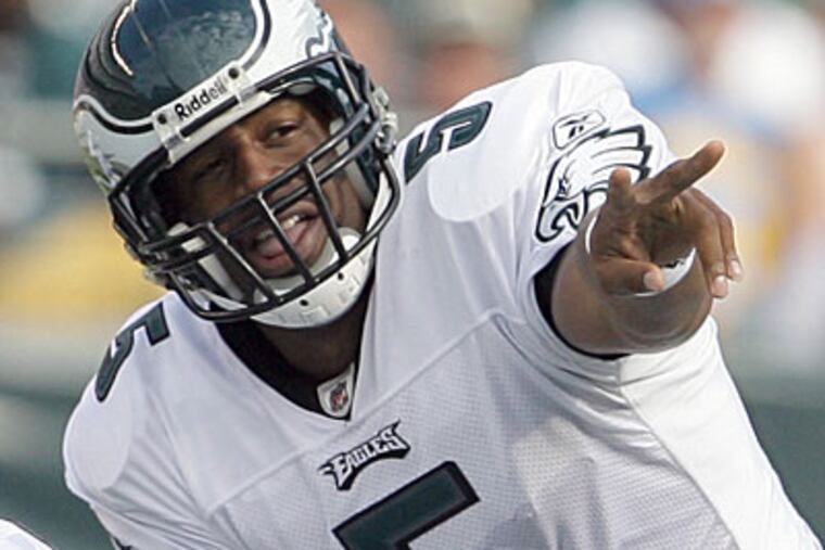 Andy Reid announced that he is listening to offers from other teams for his QBs, including Donovan McNabb. (Yong Kim / Staff Photographer)