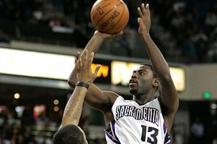 Sacramento Kings guard Tyreke Evans, a Philadelphia native, has become one of the top rookies in the NBA. (AP Photo/Rich Pedroncelli)