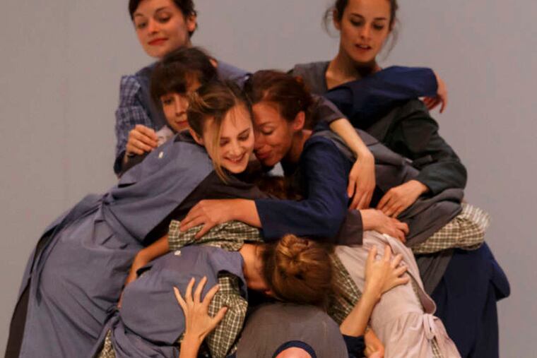 In "The Four Seasons Restaurant": Moana Ball, Myriam Sokoloff, Silvia Costa, Marie Dissais, Laura Dondoli, Chiara Causa, Irene Petris.