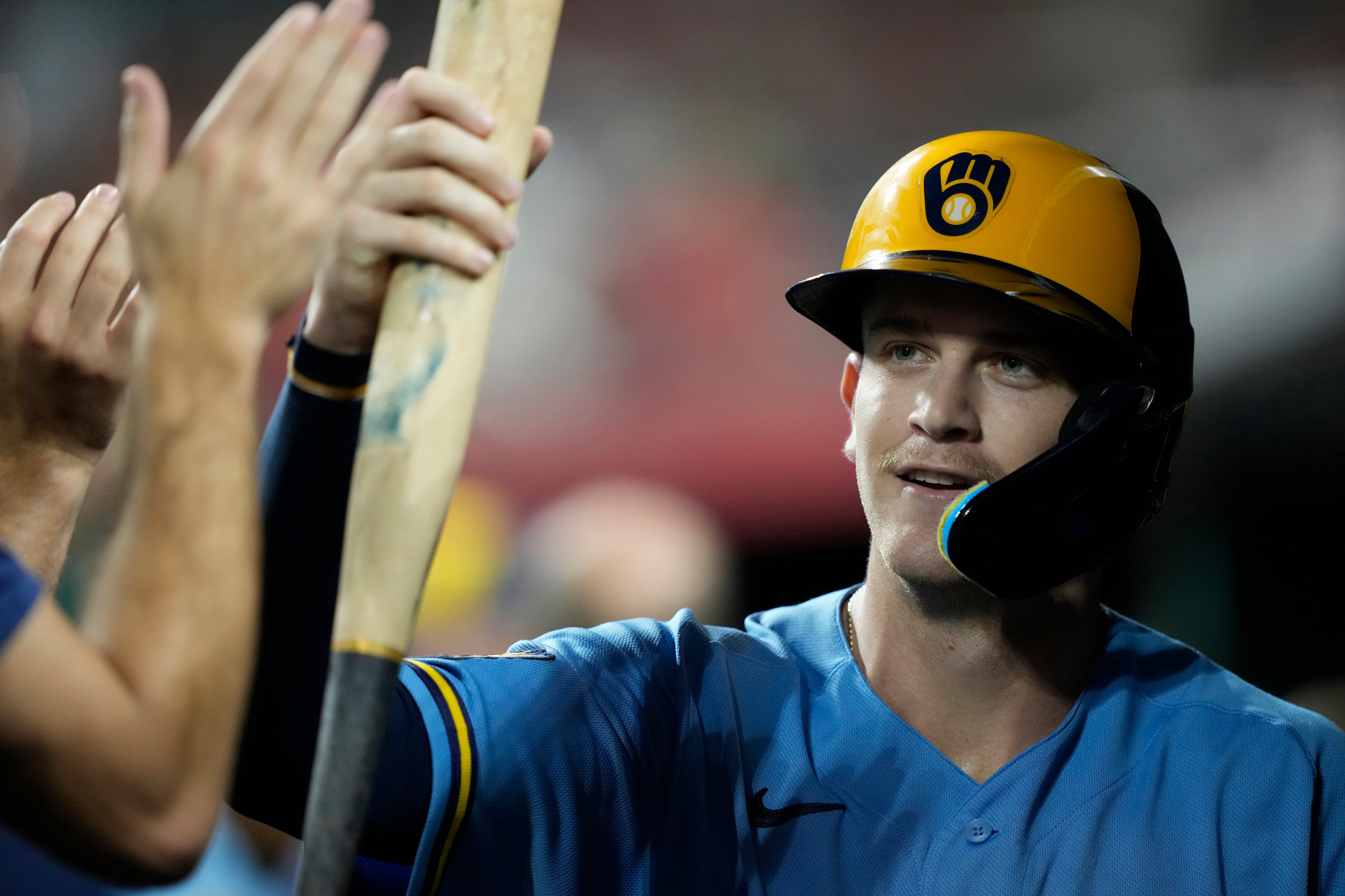 Pratt's four-RBI night lifts Brewers past Reds in Friday matchup