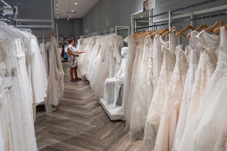 philly formal dress store La Bella Moda, a 45-year-old Conshohocken bridal shop, has closed 6X