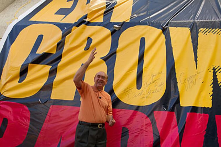 ESPN commentator Dick Vitale said he would eat crow if VCU made the Final Four. Rams fans were happy to remind him. (AP Photo)