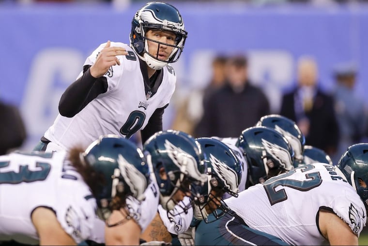 It was reassuring to see that Philadelphia Eagles quarterback Nick Foles spread the ball around against the New York Giants in much the same way that Carson Wentz did. That has been the Eagles’ offensive hallmark this season.