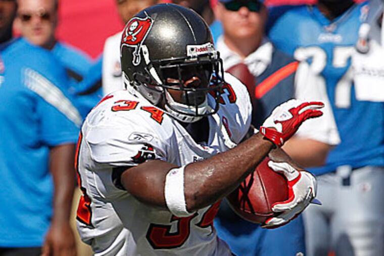 With the unlikelihood of LeGarrette Blount playing on Sunday, Earnest Graham could be the Bucs' top running back. (Margaret Bowles/AP)