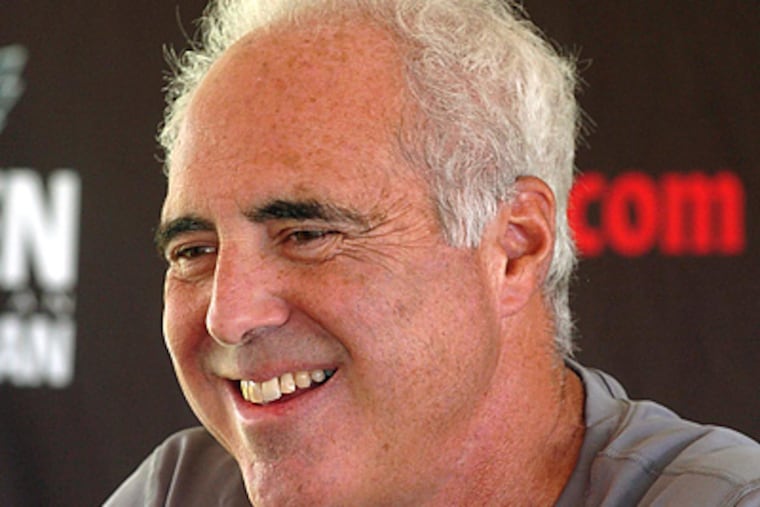 Eagles owner Jeffrey Lurie addresses the media during last season's training camp. (Clem Murray / Staff Photographer)
