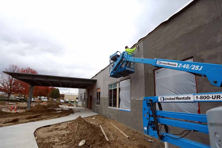 Bancroft NeuroRehab constructios the "Resnick Center" in Mount Laurel where people with brain injuries, including veterans, will be treated Friday November 7, 2014. ( DAVID SWANSON / Staff Photographer )