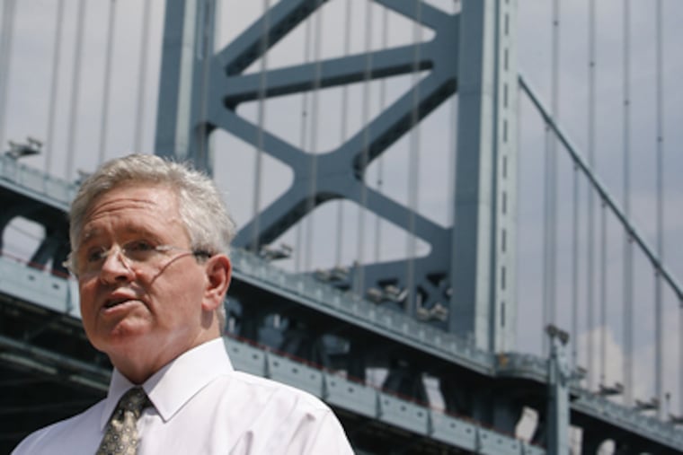 Tom Corcoran speaks at Pier 11 after the announcement in 2009 that he will be president of the Delaware River Waterfront Corp. (Alejandro A. Alvarez / File)