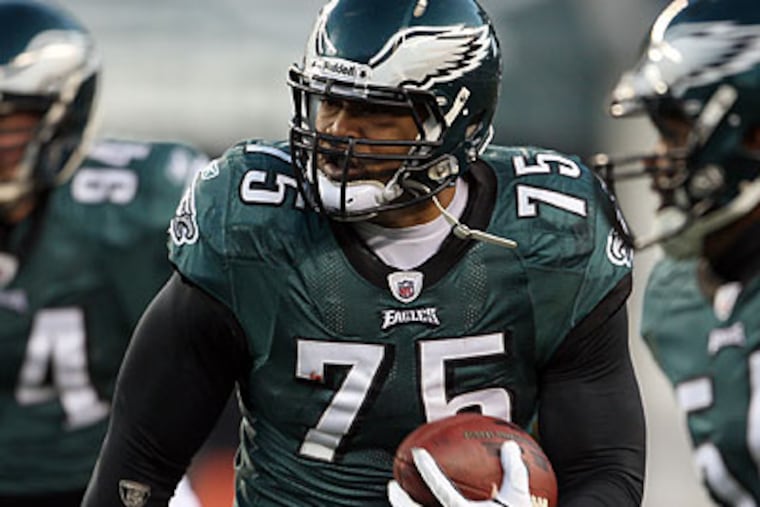 The Eagles' defense forced four turnovers and held the Jets to 241 total yards and 13 first downs. (Yong Kim/Staff Photographer)