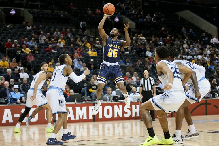 Traci Carter (25) will look to play for another program after he graduates from La Salle this spring.