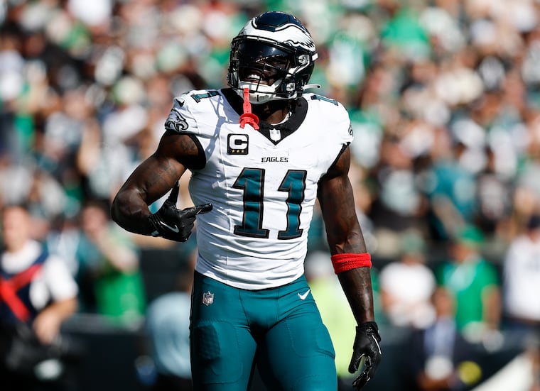Unlike last year when they played in Tampa, the Eagles will have wide receiver A.J. Brown.
