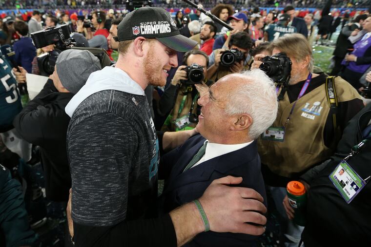 Carson Wentz thanked Eagles owner Jeffrey Lurie, among others, on his way out of town.