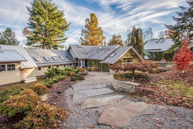 1711 Sweetbriar Rd., Ottsville, Pa.