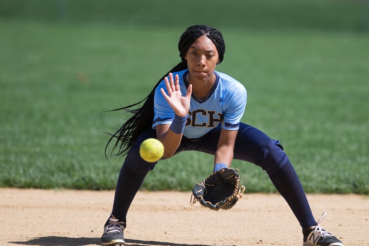 Mo'ne Davis of Springside Chestnut Hill Academy fields a ground ball on May 2, 2017. CHARLES FOX / Staff Photographer