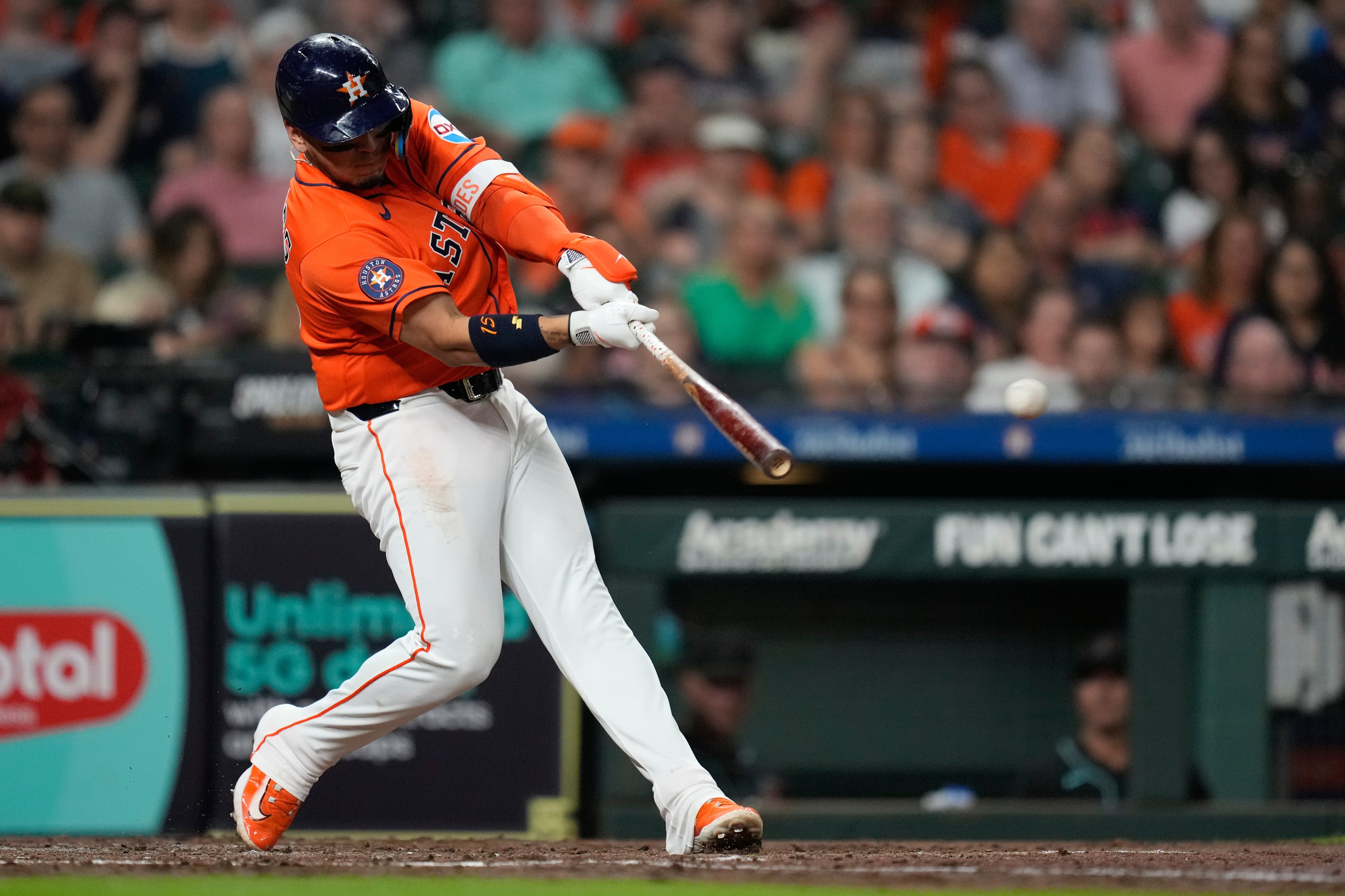 Yainer Diaz homers in 3-run 3rd, Astros beat Diamondbacks 3-1