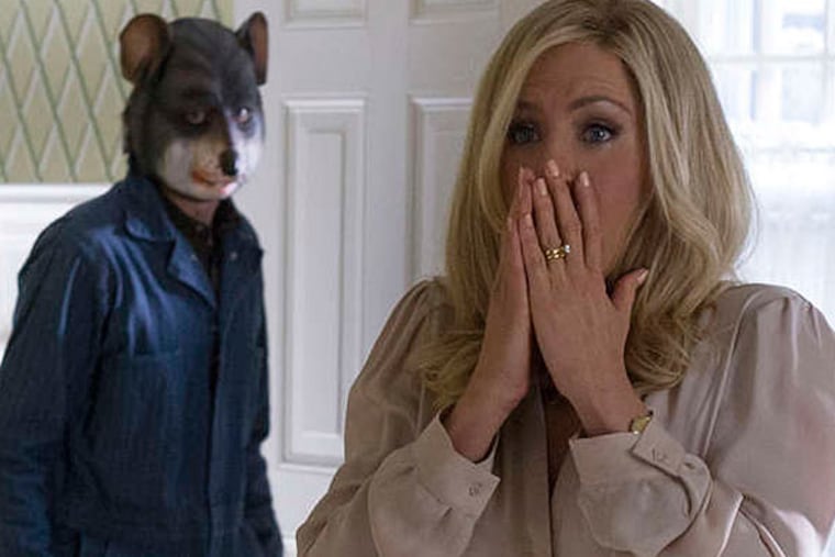 John Hawkes as an inept kidnapper and Jennifer Aniston as the trophy-wife victim in "Life of Crime."