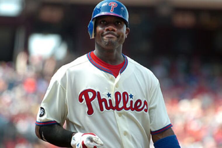 Ryan Howard will have his sprained left ankle evaluated by team doctor Michael Ciccotti. (Sarah J. Glover/Staff file photo)