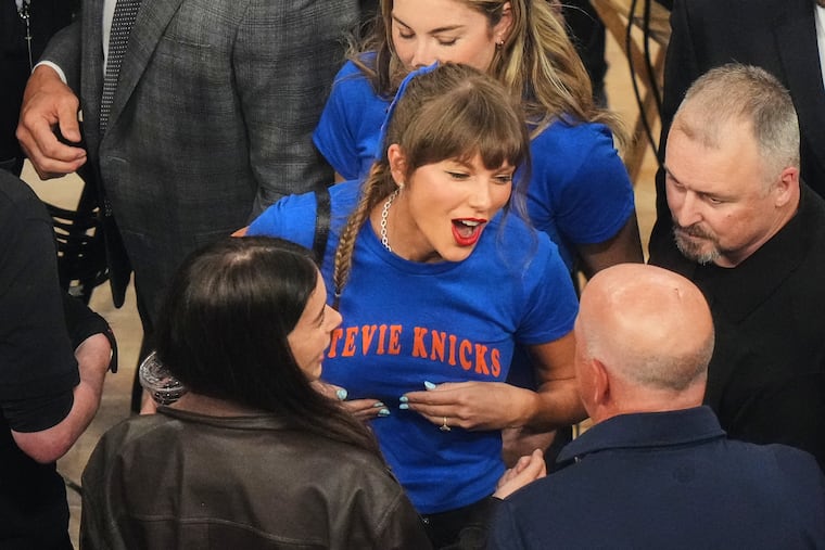 A Wawa bag at the Vatican, a cheesesteak crisis, and Tina Fey’s Knicks fandom | Weekly Report Card