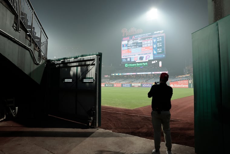 Wildfire smoke in Philly: 'Hazardous' air quality in Chester County; pools and other closures in the city; latest forecast and timing