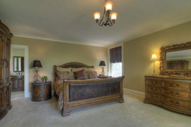 Taylor Swift's Wyomissing childhood home on the market for $799,500