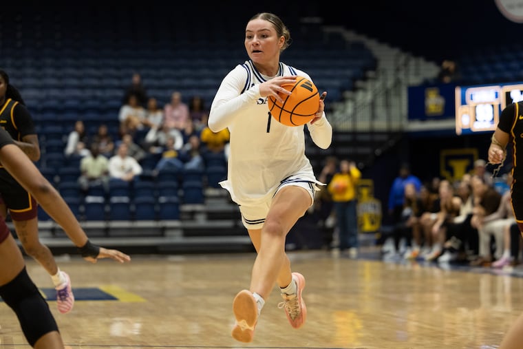 Ashleigh Connor scored 16 points in La Salle's win over St. Louis during the second round of the A-10 conference tournament.