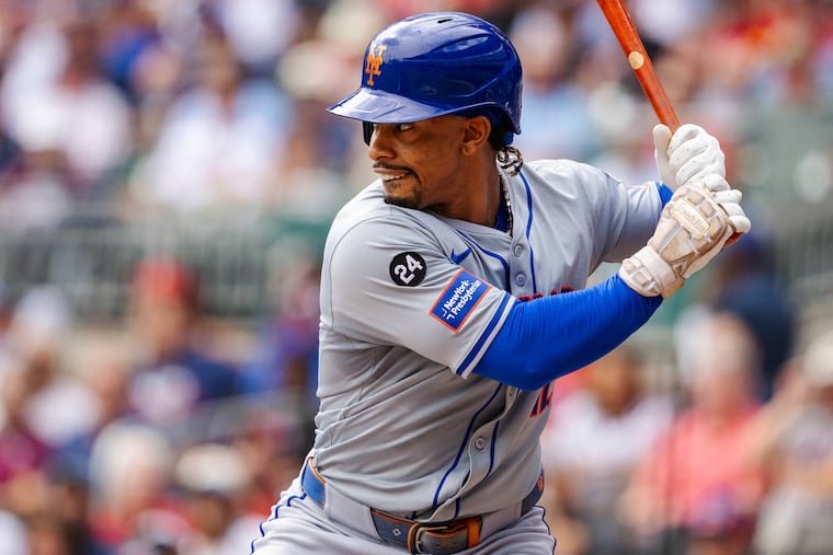 Francisco Lindor homered in the ninth inning to give the Mets the lead and eventually the win in the first game of Monday's doubleheader.