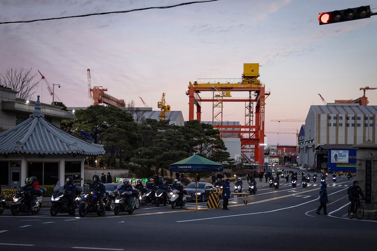 South Koreans are avoiding risky shipbuilding jobs that are highly sought after in the industry. South Koreans are avoiding risky shipbuilding jobs that are highly sought after in the industry.