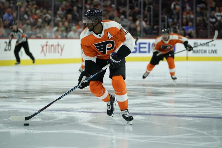 Wayne Simmonds has emerged as one of the NHL’s elite right wingers.