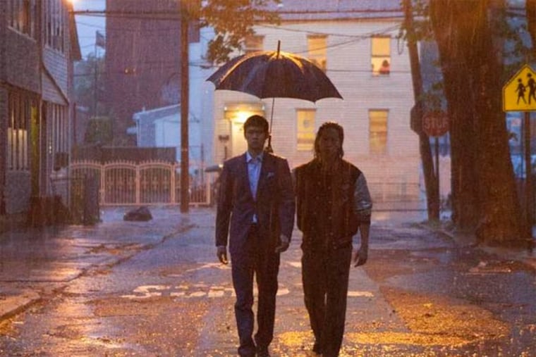 "Green Dragons" is a Chinese mob war thriller set in Flushing, New York, "presented" by Martin Scorsese, and told from the inside.