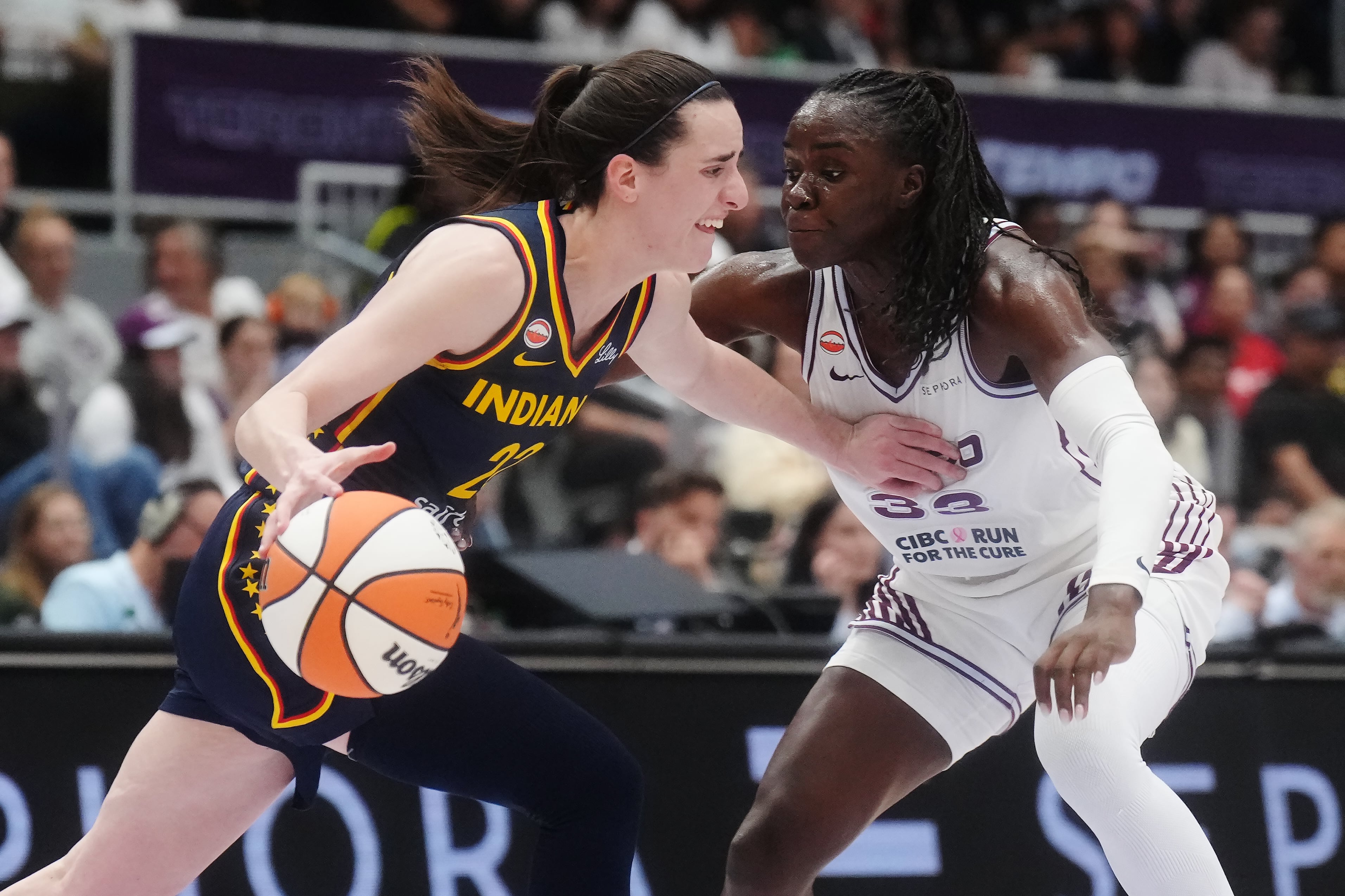 Kelsey Mitchell scores 33 points to set WNBA season mark as Fever beat Tempo 103-85
