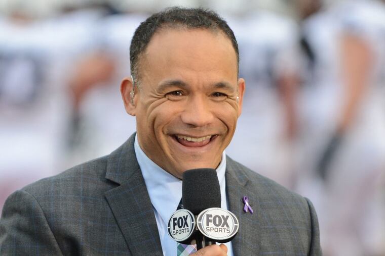 Fox Sports announcer Robert Smith, a former NFL running back, will call his first Eagles game Sunday against the Arizona Cardinals.