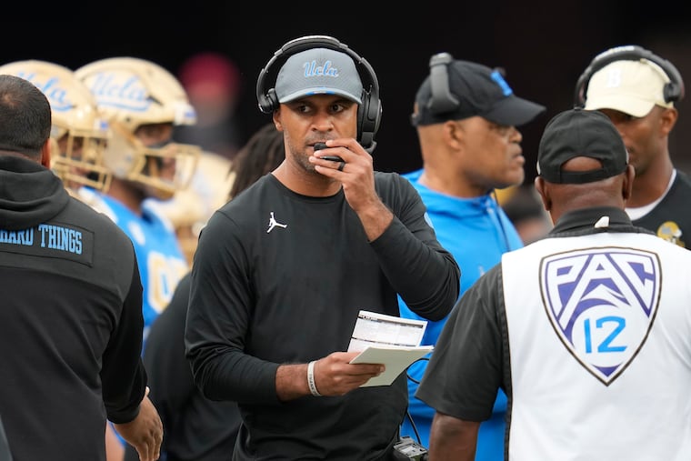 Penn State is reportedly targeting D'Anton Lynn, the former letterman who has been USC's defensive coordinator the last two seasons.
