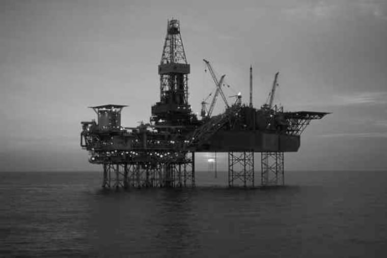 An oil rig owned by Anadarko Petroleum Corp., one of the holdings of Greg Levinson's Schooner Growth and Income Fund.